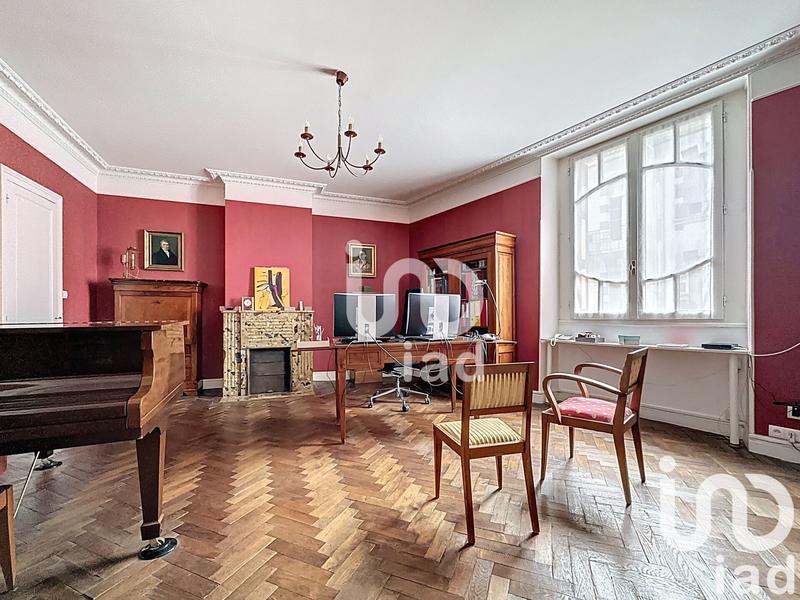 Maison de ville - 364 m² - 9 pièces