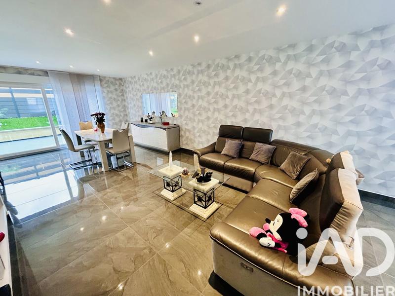 Maison - 140 m² - 5 pièces