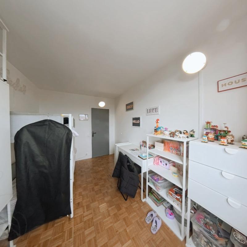 Appartement - 83 m² - 4 pièces