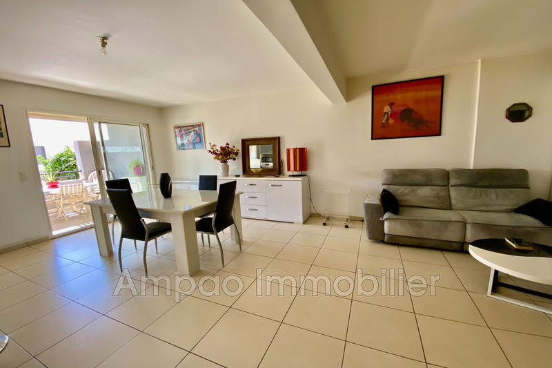 Appartement - 77 m² - 3 pièces