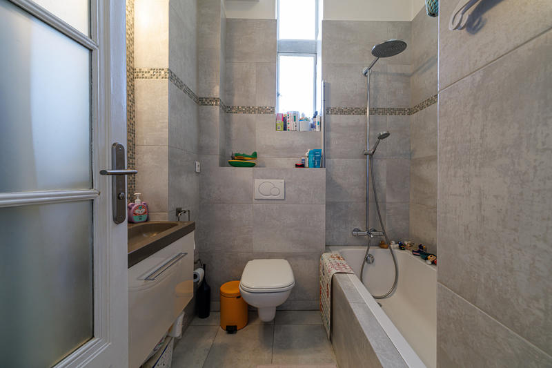 Appartement - 97 m² - 3 pièces