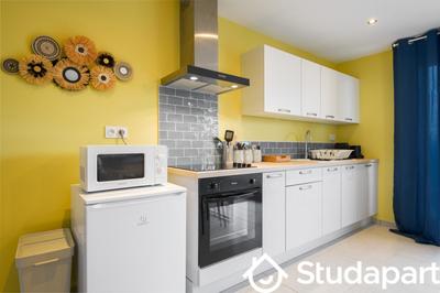 Chambre - 11 m² - 1 pièce