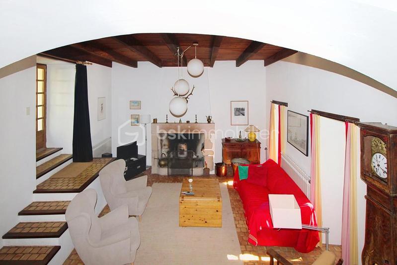 Propriété - 165 m² - 8 pièces