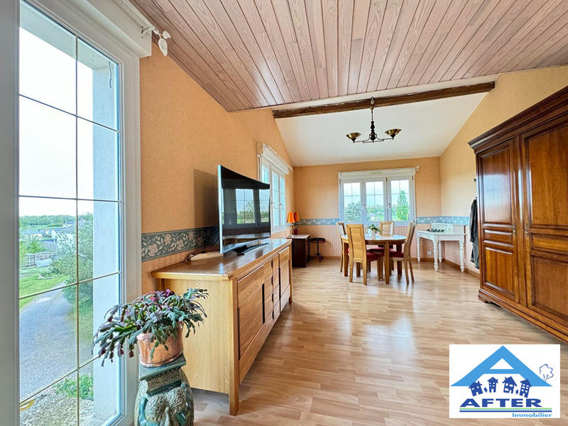 Maison - 346 m² - 8 pièces