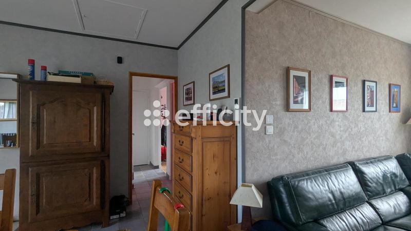 Maison - 77 m² - 6 pièces