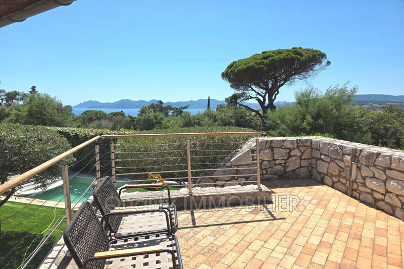 Maison - 150 m² - 4 pièces