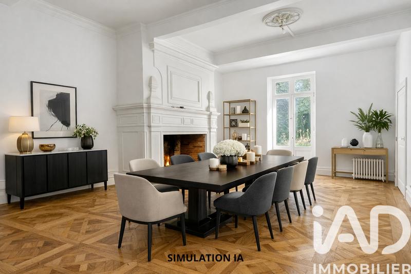 Maison - 460 m² - 10 pièces