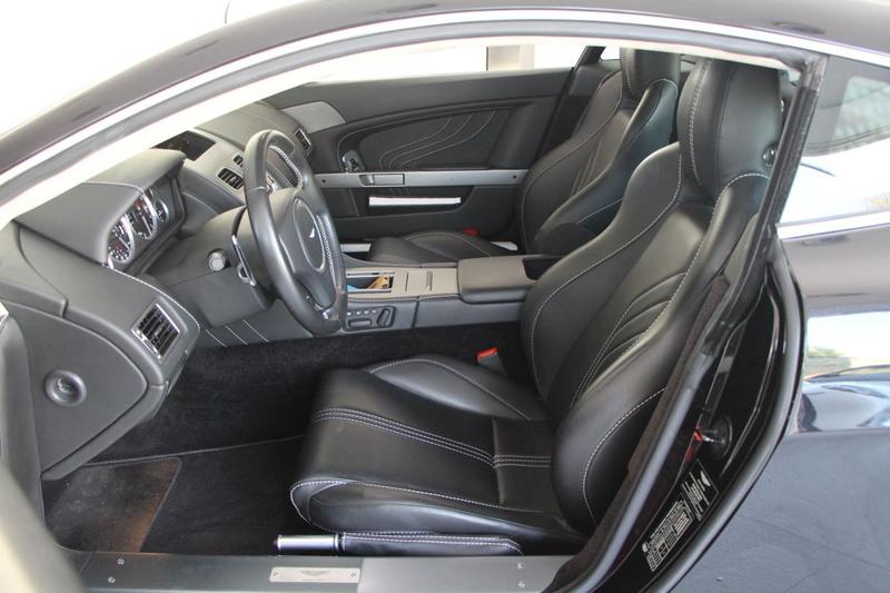 Aston Martin V8 Vantage s Coupe Sportshift II