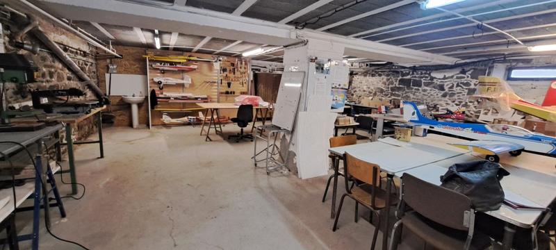 Maison - 310 m² - 6 pièces