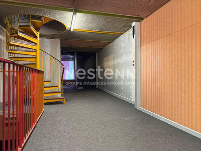 Local commercial - 300 m²