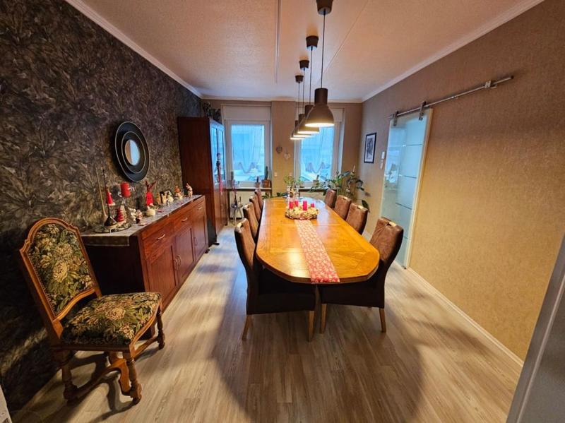 Maison - 163 m² - 6 pièces