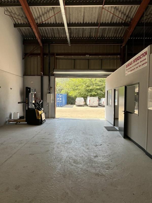 Atelier d'activités - 225 m²