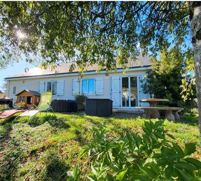 Maison - 92 m² - 4 pièces