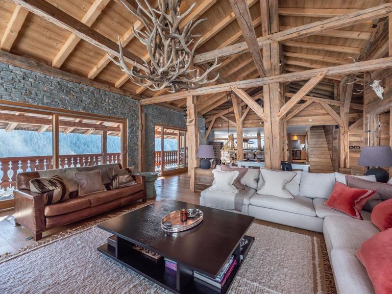 Châlet - 475 m² - 8 pièces
