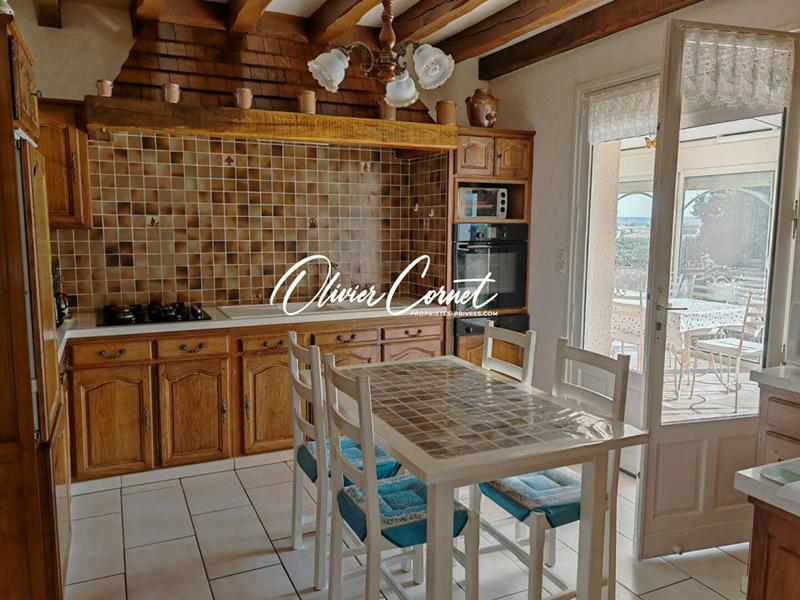 Maison - 137 m² - 6 pièces