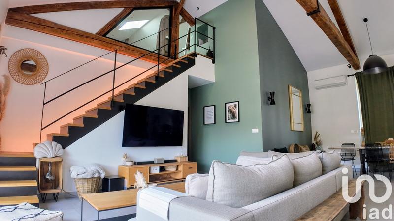 Loft - 139 m² - 5 pièces