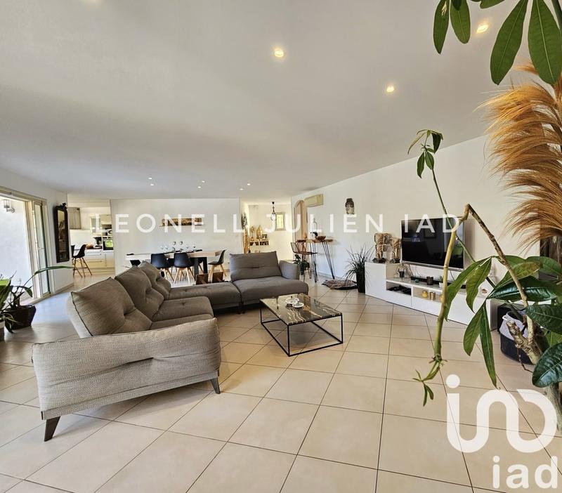 Maison de maîtres - 244 m² - 7 pièces