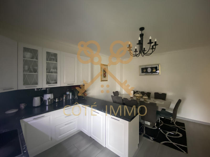 Maison - 140 m² - 6 pièces