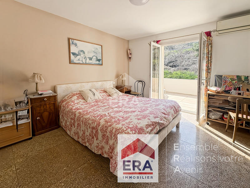 Immeuble - 13 pièces