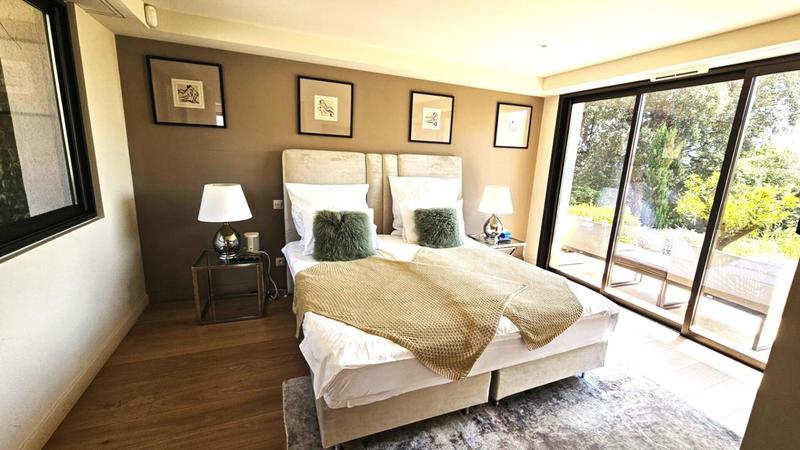 Demeure - 608 m² - 8 pièces