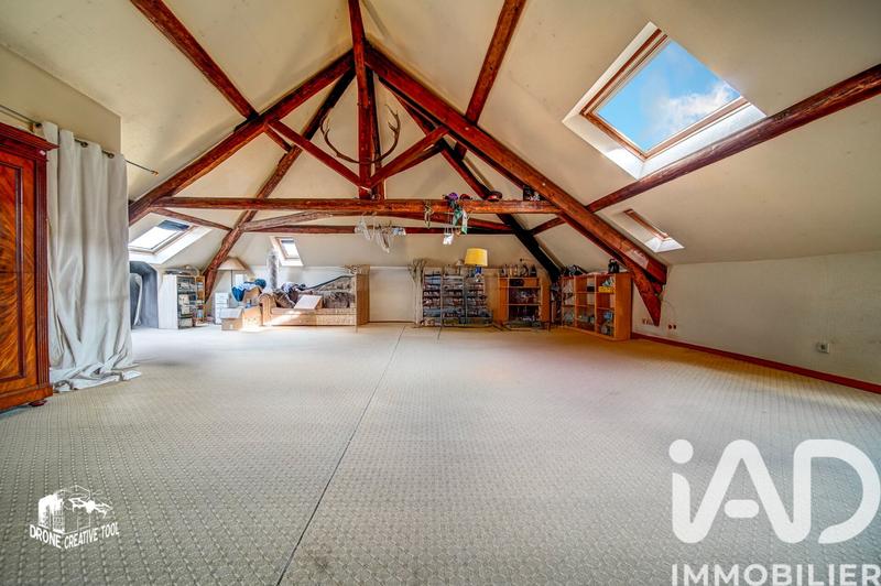 Maison de ville - 259 m² - 7 pièces