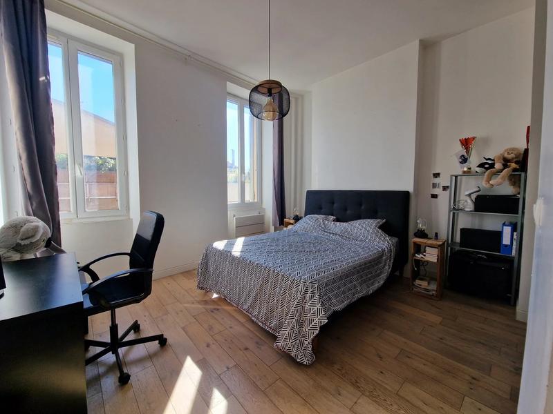 Appartement - 91 m² - 3 pièces