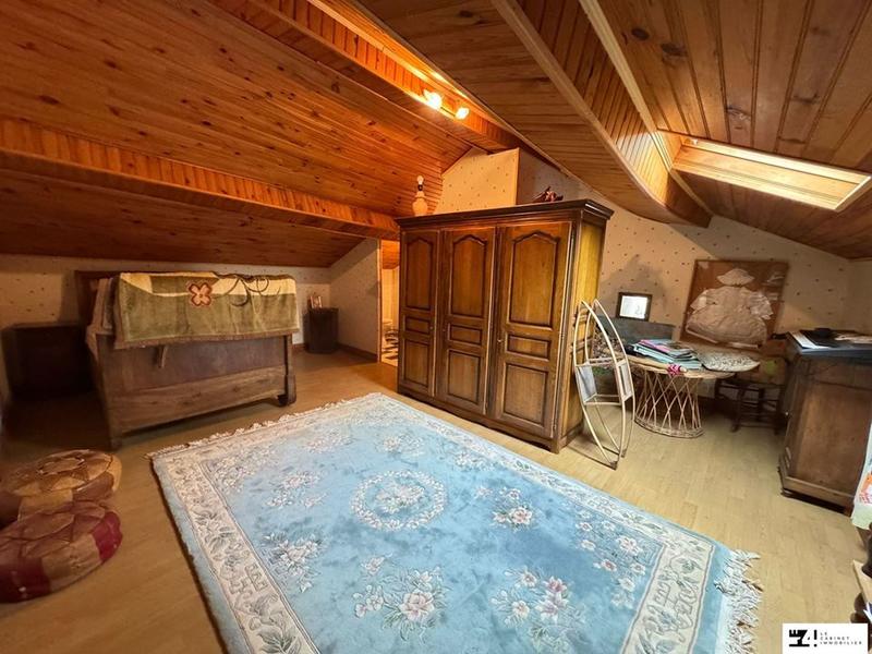 Maison traditionnelle - 173 m² - 6 pièces