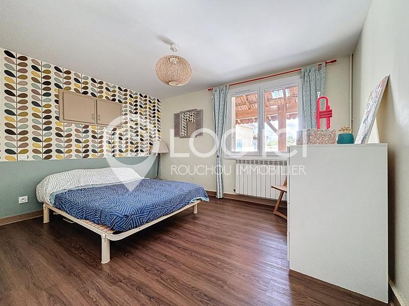 Maison - 225 m² - 8 pièces