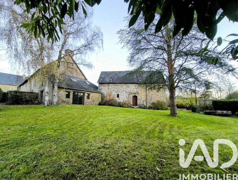 Maison - 230 m² - 9 pièces