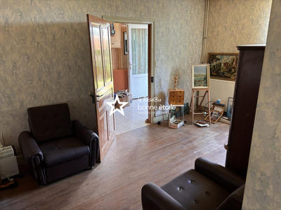 Maison - 330 m² - 14 pièces