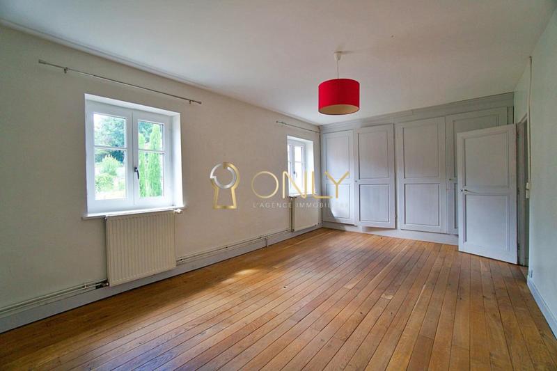 Maison - 285 m² - 10 pièces