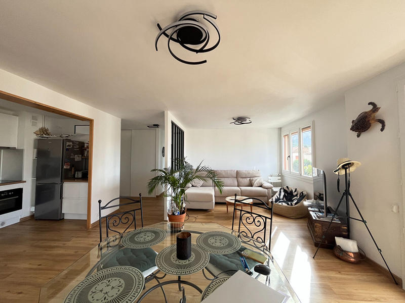 Appartement - 58 m² - 2 pièces