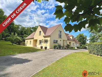 Maison - 296 m² - 7 pièces