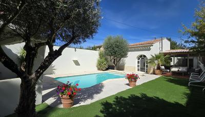 Maison - 111 m² - 4 pièces