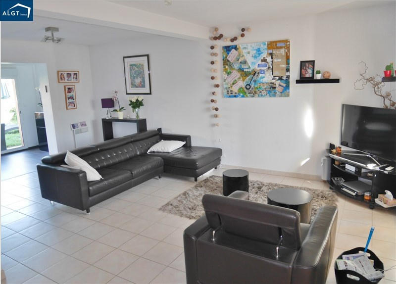 Maison - 141 m² - 6 pièces