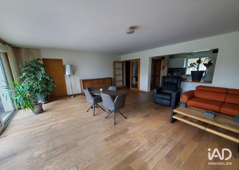 Maison - 213 m² - 5 pièces