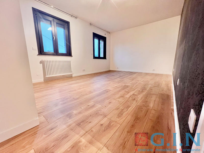 Maison - 82 m² - 4 pièces