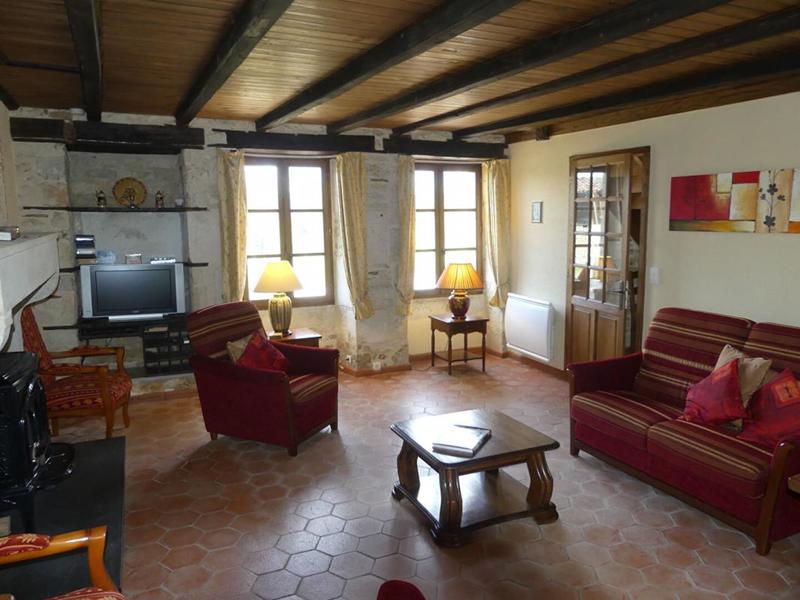 Propriété - 90 m² - 5 pièces