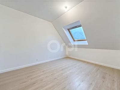 Maison - 94 m² - 4 pièces