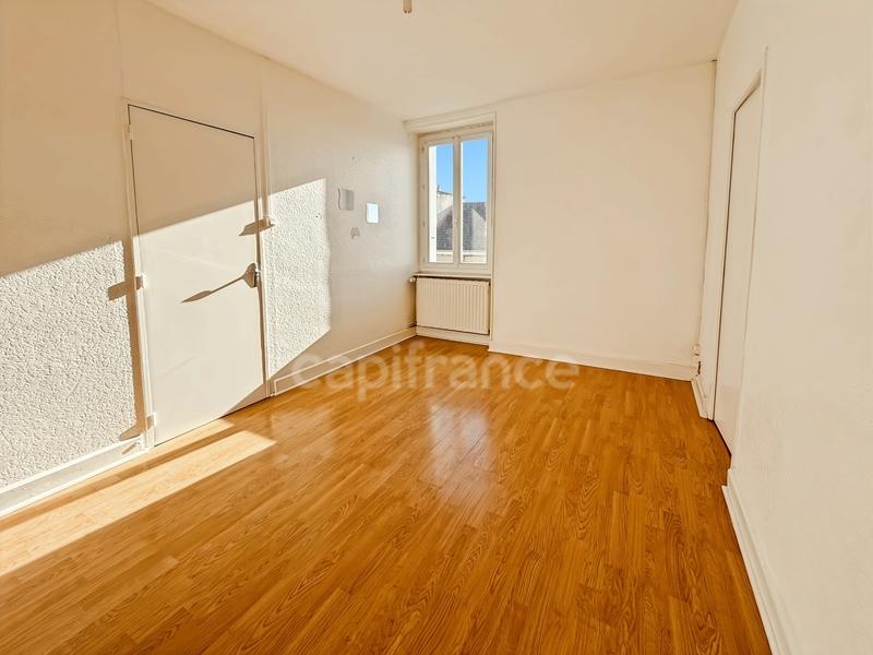 Immeuble - 275 m² - 13 pièces