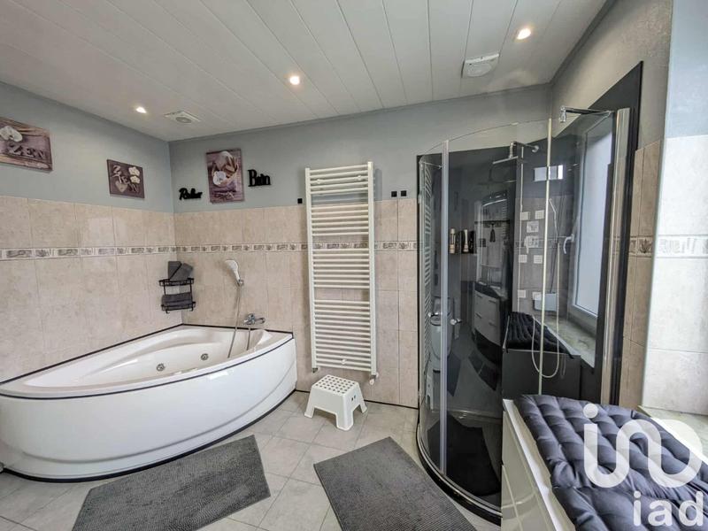 Maison - 103 m² - 4 pièces