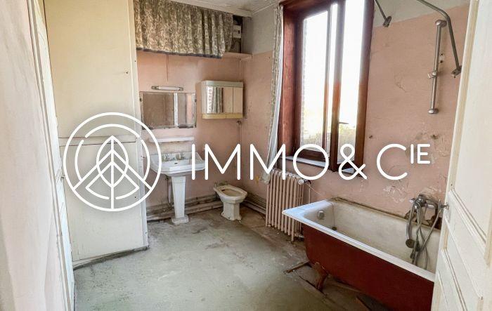 Maison bourgeoise - 350 m² - 6 pièces