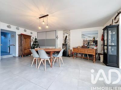 Maison - 142 m² - 7 pièces