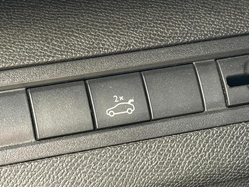 Peugeot 3008 BlueHDi 130ch s&amp;S Eat8 Gt Line