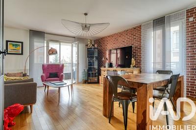 Appartement - 96 m² - 5 pièces