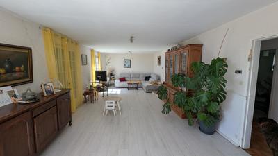 Maison - 144 m² - 7 pièces
