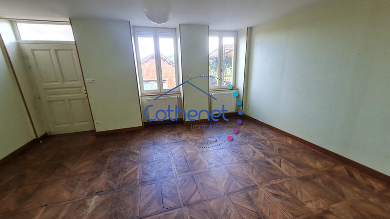 Maison - 90 m² - 5 pièces