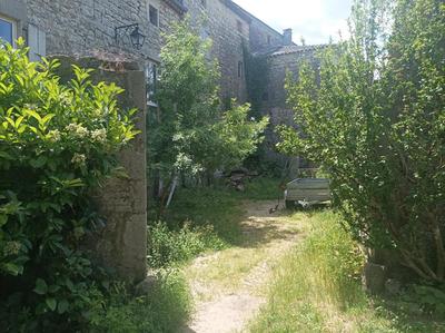 Maison - 94 m² - 4 pièces