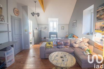 Maison - 318 m² - 12 pièces