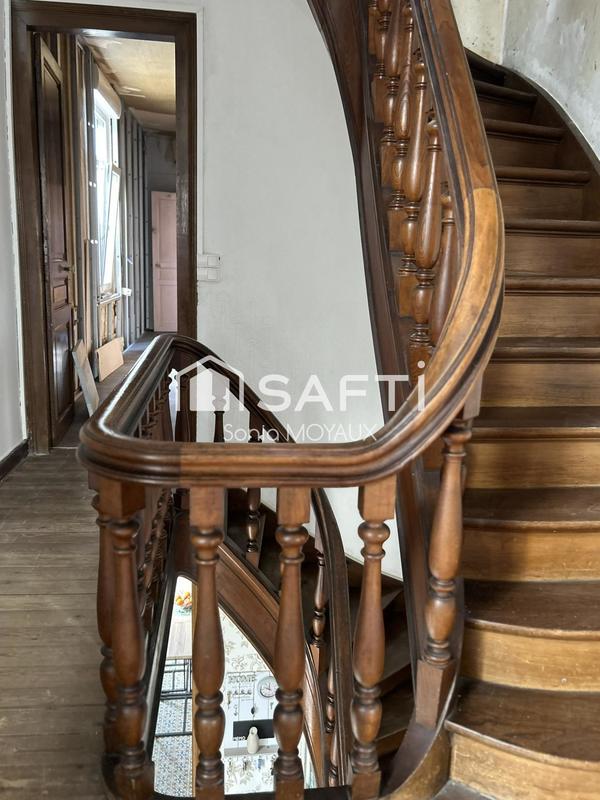 Maison de maîtres - 224 m² - 10 pièces